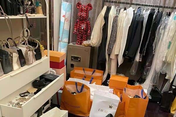 丹东市振安回收一线品牌衣服